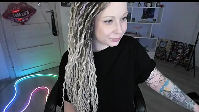 دردشة HoneySallyMoore الجنسية المباشرة