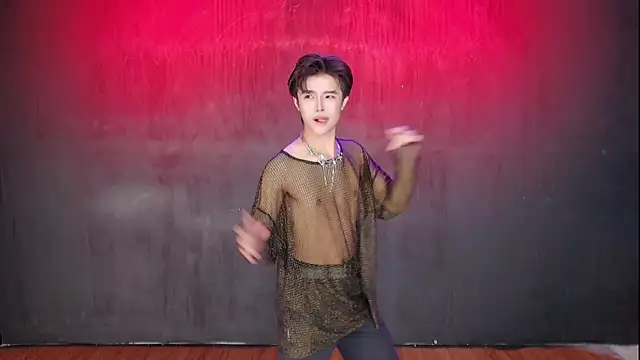 Queen-Vibe 网络视讯表演