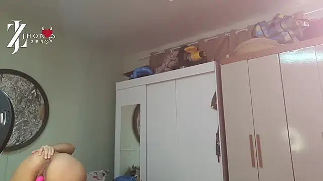 Webkamerová show Jh0nZer0