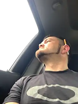 Allinside666 Chat XXX in diretta