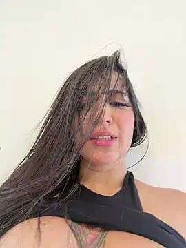 EmmyEvans1 Live XXX-Chat