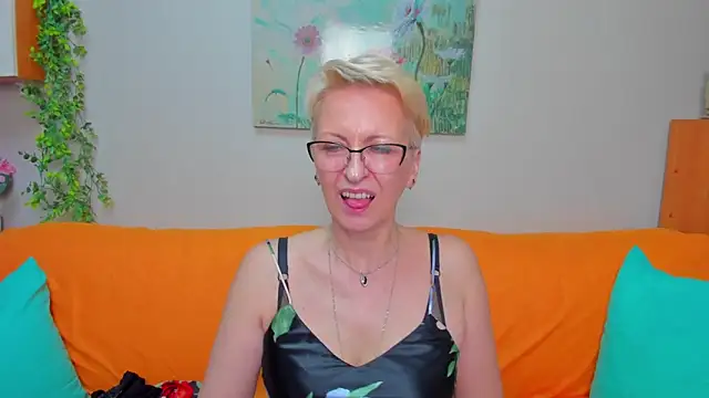 XXX chat uživo modela iamyourdream89