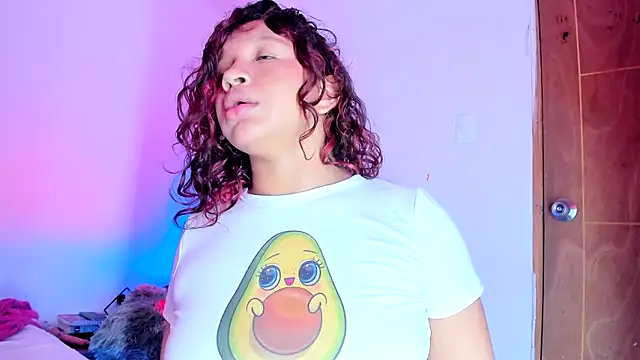 Emily_Coper18 Obrolan Langsung XXX