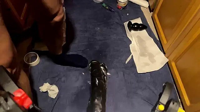 SharkedTaxis: вебкам-шоу