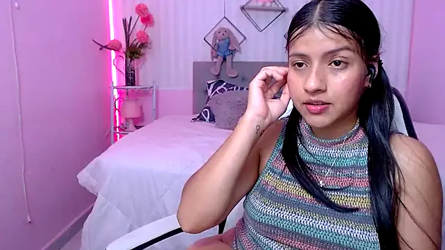 zara_cute's Live XXX Chat