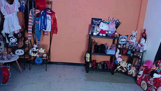 MissMiia2 élő XXX-chatje