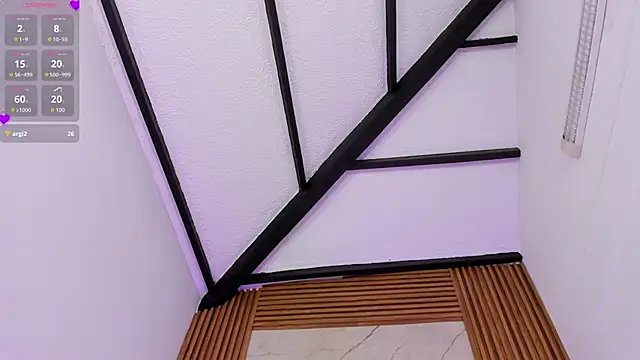 Abbyevaans Adlı Modelin Canlı XXX Sohbeti