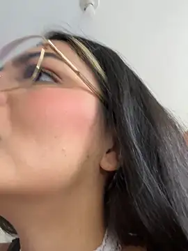 دردشة Cat2525 الجنسية المباشرة