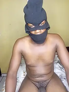 Breezyvikky: διαδικτυακό σόου στην κάμερα