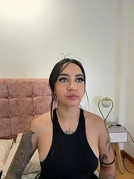 Онлайн чат XXX EmmyEvans1