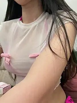 MiiphgTam86_xXx Adlı Modelin Canlı XXX Sohbeti