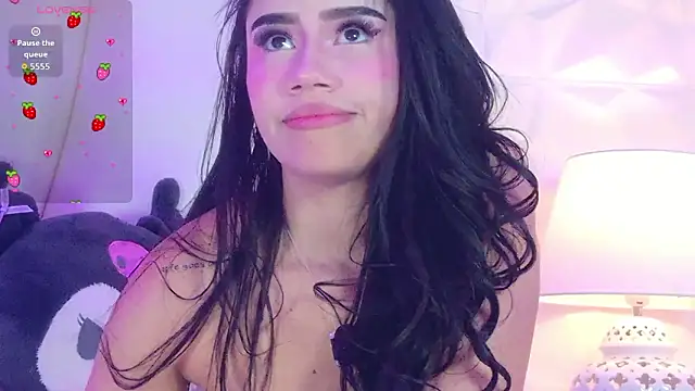 SammyJhuls Adlı Modelin Canlı XXX Sohbeti