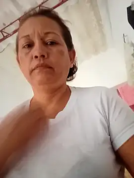 marinita13 Adlı Modelin Canlı XXX Sohbeti