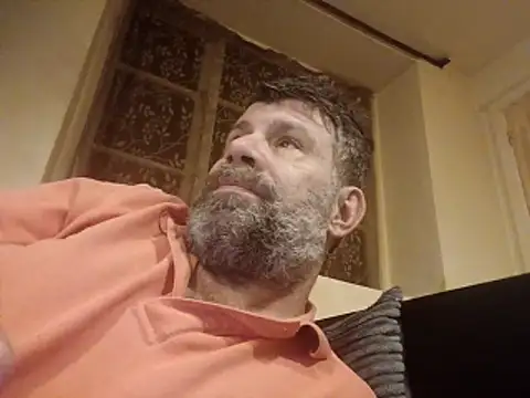 Chat +18 de stud2512 ao vivo