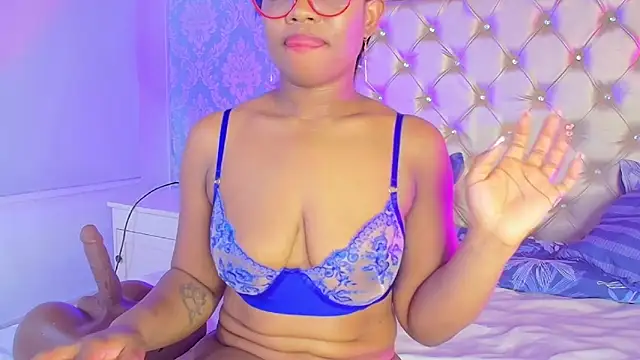 Chatroom XXX en direct de CaseyMoon