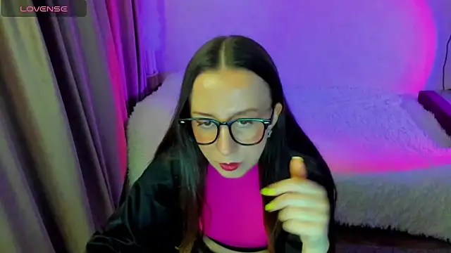 XXX chat uživo modela CurlySteph