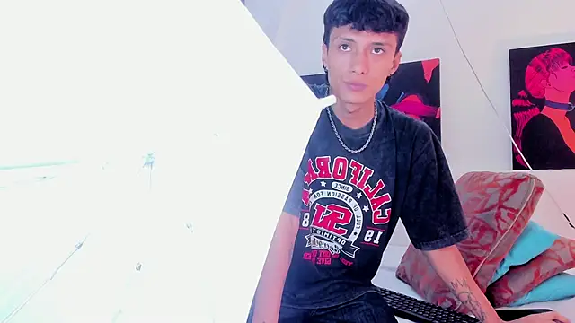 Chat +18 de Lean_Portman ao vivo