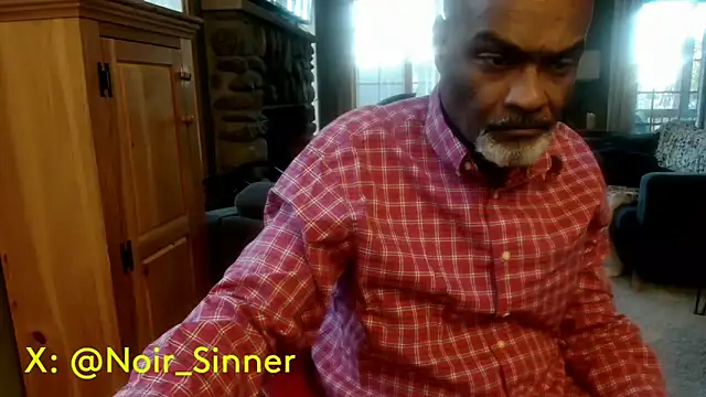 sinnernoir Adlı Modelin Canlı XXX Sohbeti