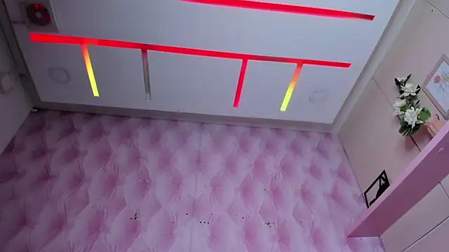 TaniaBellini Live XXX Chat