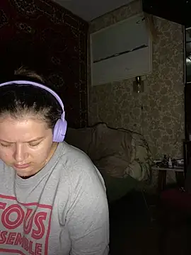 XXX chat uživo modela Nenssy555