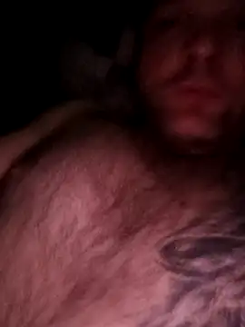 Show modela Sweetboy010186 na web-kameri