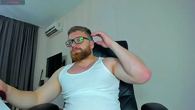 Findom_guy Adlı Modelin Canlı XXX Sohbeti