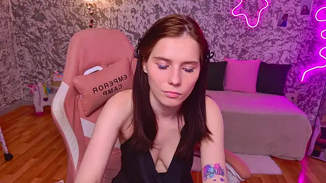 JinxMoon Adlı Modelin Canlı XXX Sohbeti