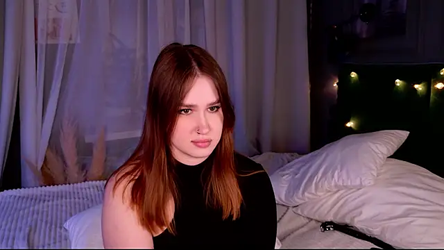 LoriMason Adlı Modelin Canlı XXX Sohbeti