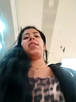 Chat XXX en directo de Luianna