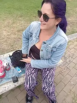 sophie_banger: απευθείας συνομιλία ΧΧΧ