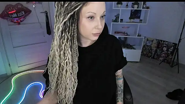 Chat +18 de HoneySallyMoore ao vivo