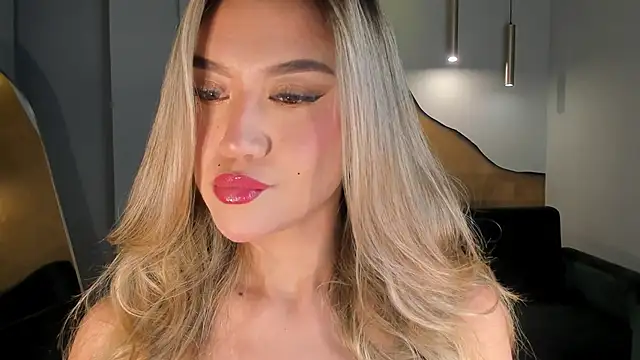 Živý XXX chat RebeccaHudson