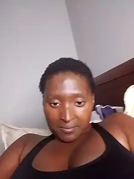 MISS-ENTITLED Live XXX-chat