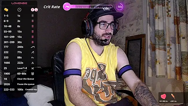 young_bear06: вебкам-шоу