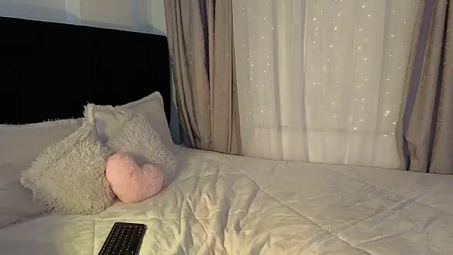 LunaVelvet777 Live XXX-chat