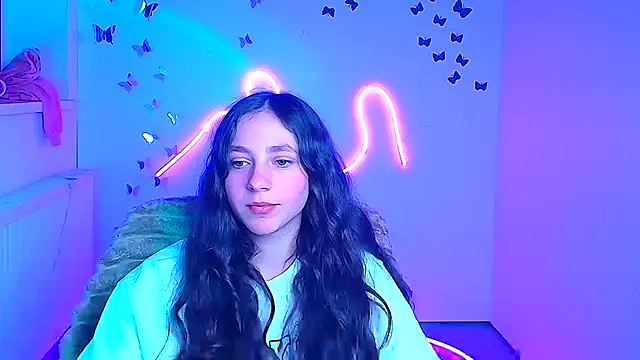 KissMeJulia's Live XXX Chat