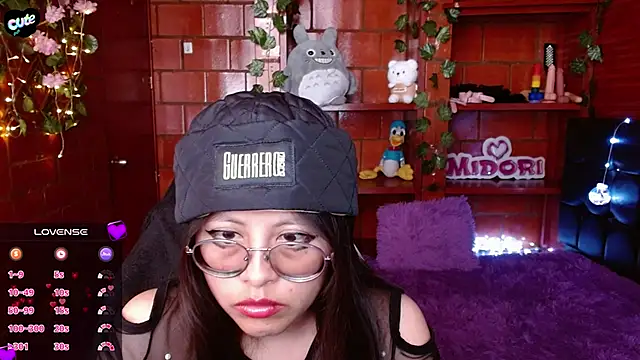 MidoriQuiinn Live XXX-chat