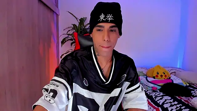 Онлайн чат XXX Damianwhite