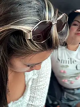 LIZ-06_ Live XXX-Chat