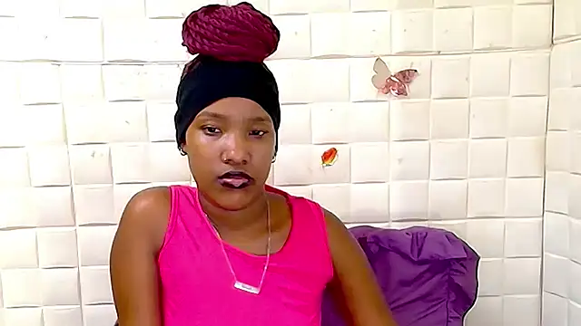 EroticSexyPrada's Live XXX Chat