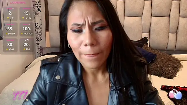 Keyla_Brunette_ Live XXX-Chat