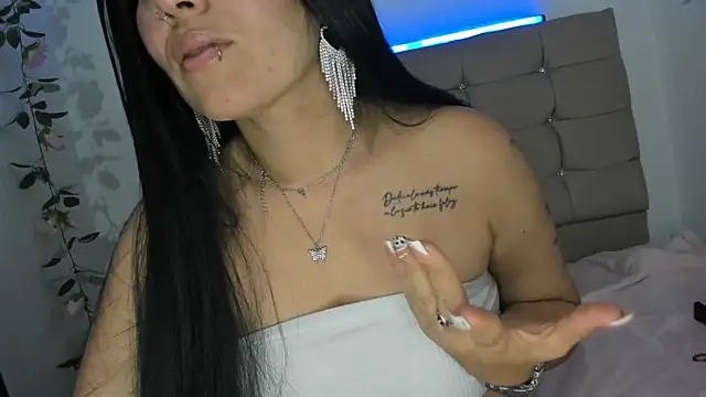 Tania_matureのライブXXXチャット