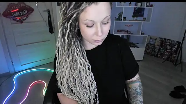 Chat XXX en directo de HoneySallyMoore