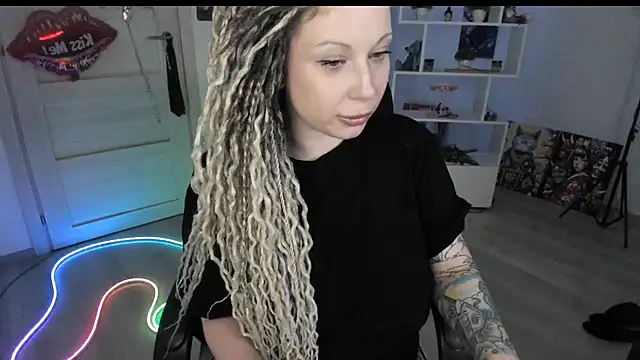 HoneySallyMoore Live XXX-chat