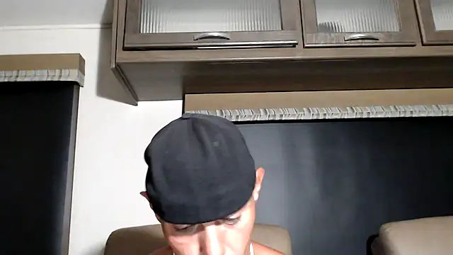 ThickD2C's Live XXX Chat