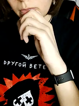 Aashikalaa's Live XXX Chat