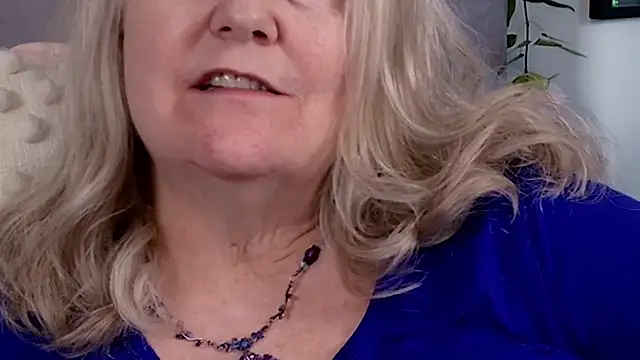 دردشة Kaitlyn_Winters الجنسية المباشرة