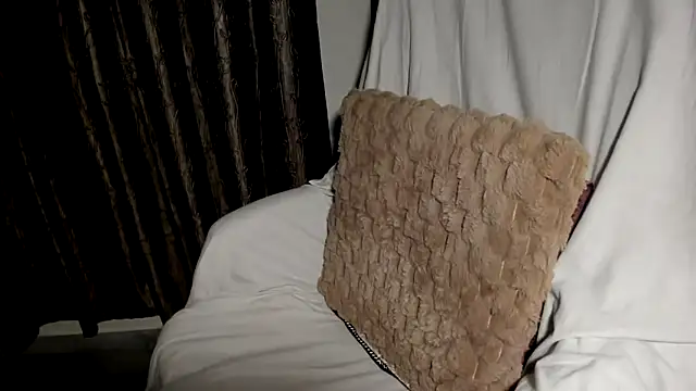 Chat +18 de TheShyGirl_ ao vivo