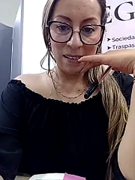 Katalina_S3xy – Live XXX-chat