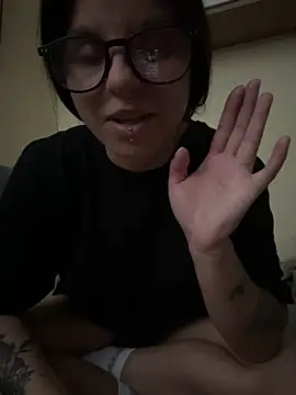 Brutecia2002 Live XXX-Chat